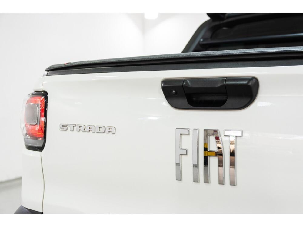 Fiat Strada Cab Dupla