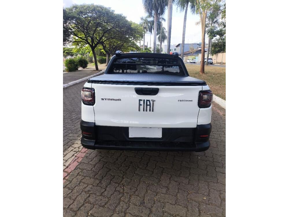 Fiat Strada Cab Dupla