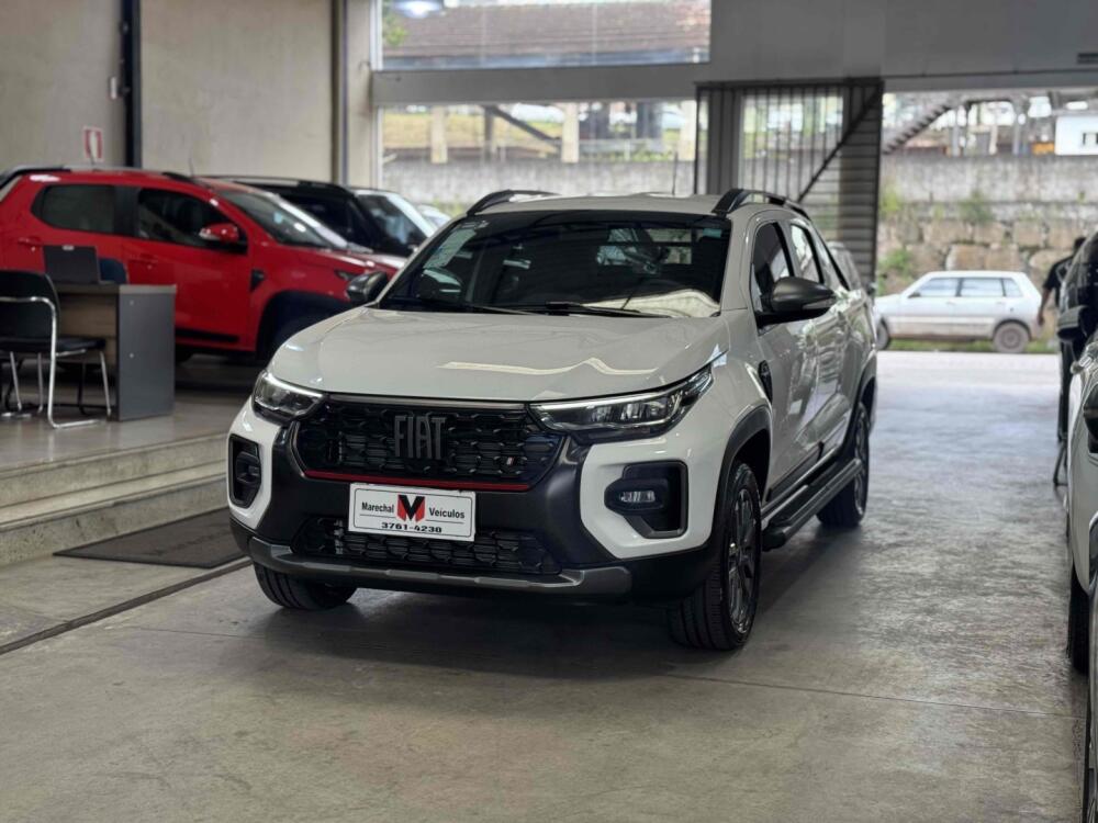 Fiat Strada Cab Dupla