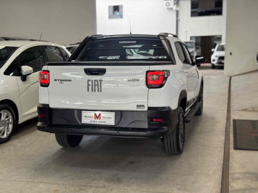Fiat Strada Cab Dupla