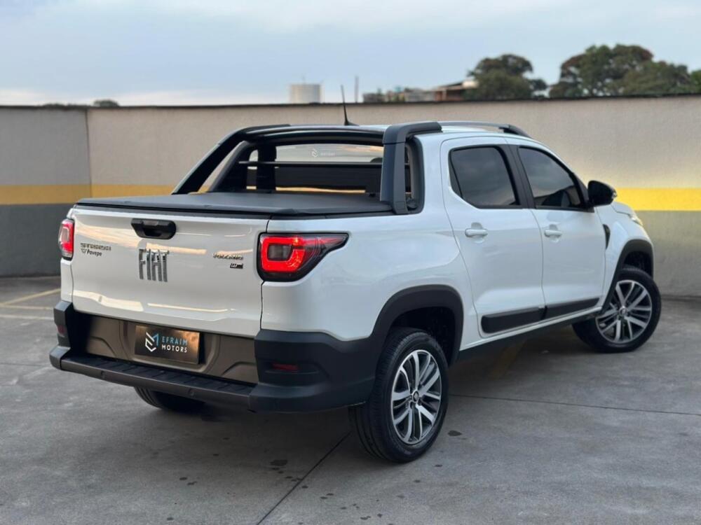 Fiat Strada Cab Dupla