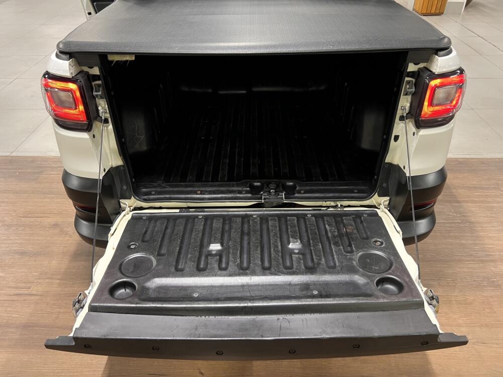 Fiat Strada Cab Dupla