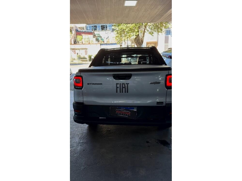Fiat Strada Cab Dupla