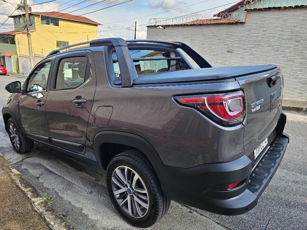 Fiat Strada Cab Dupla