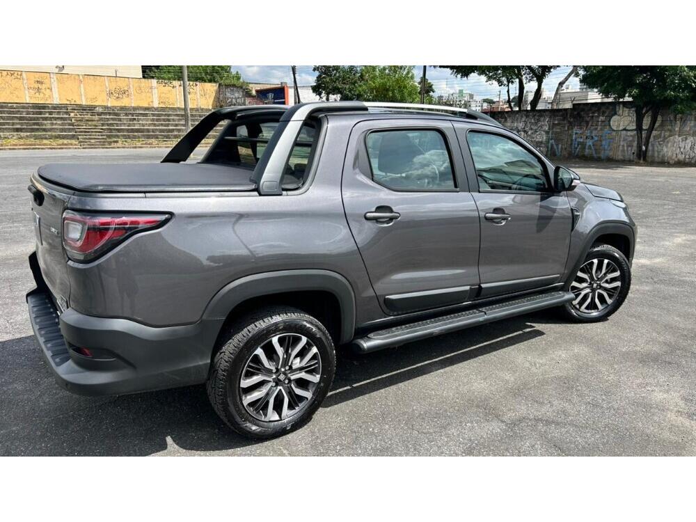 Fiat Strada Cab Dupla