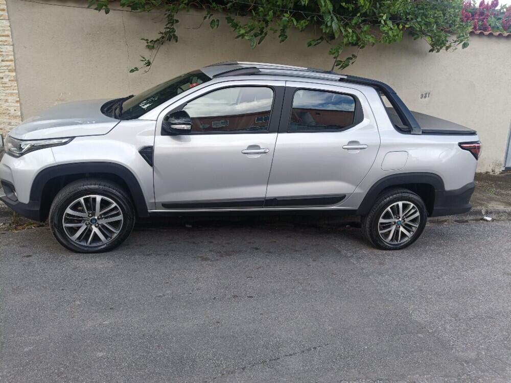 Fiat Strada Cab Dupla