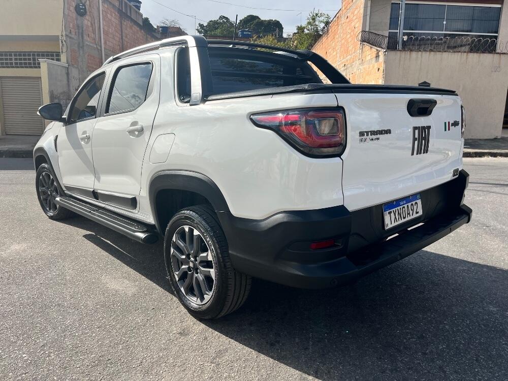Fiat Strada Cab Dupla
