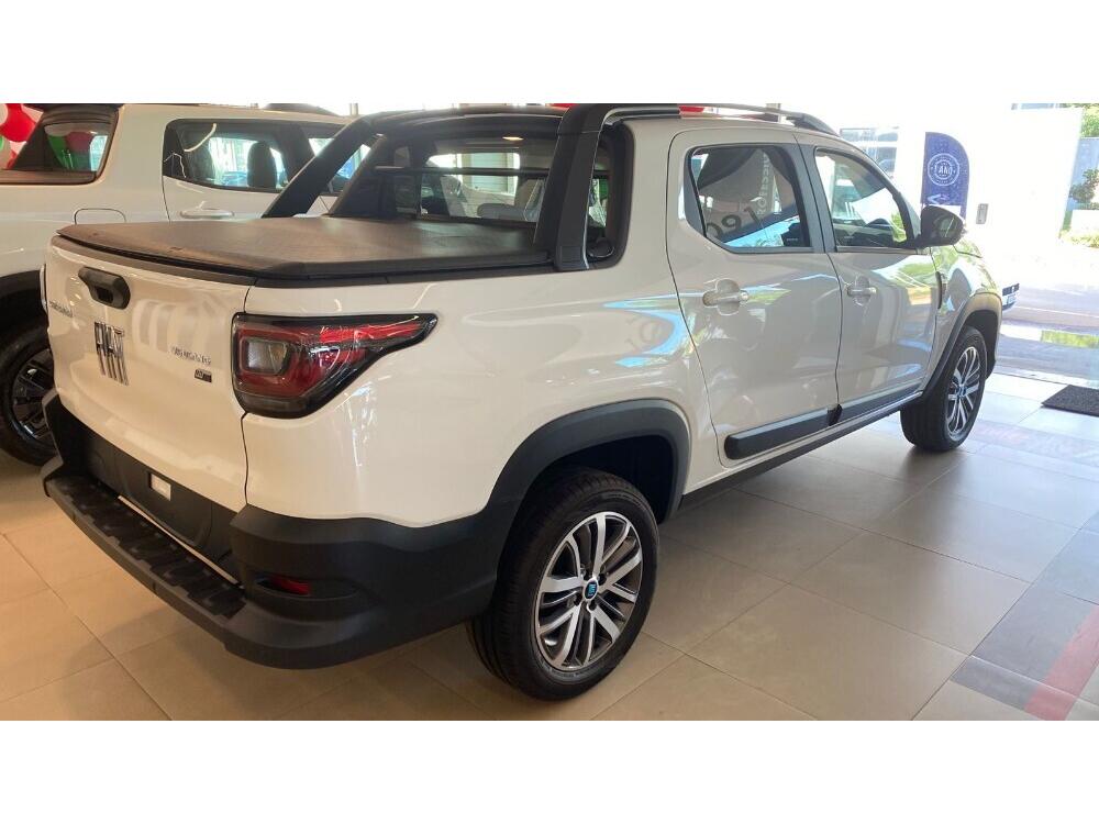 Fiat Strada Cab Dupla