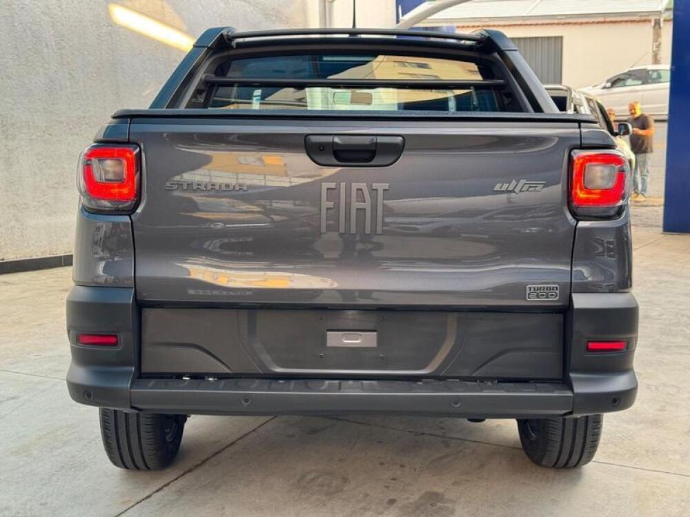 Fiat Strada Cab Dupla