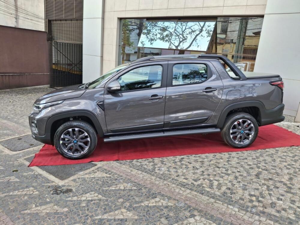 Fiat Strada Cab Dupla