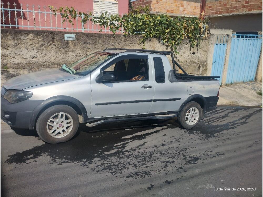Fiat Strada Cab. Est.