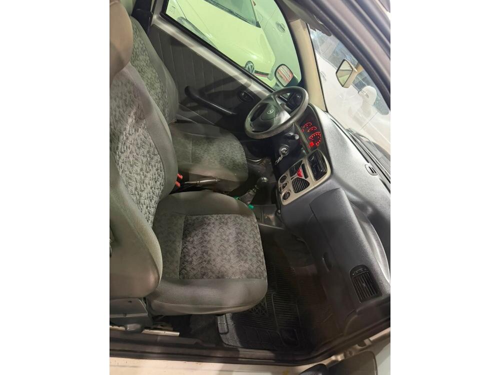 Fiat Strada Cab. Est.