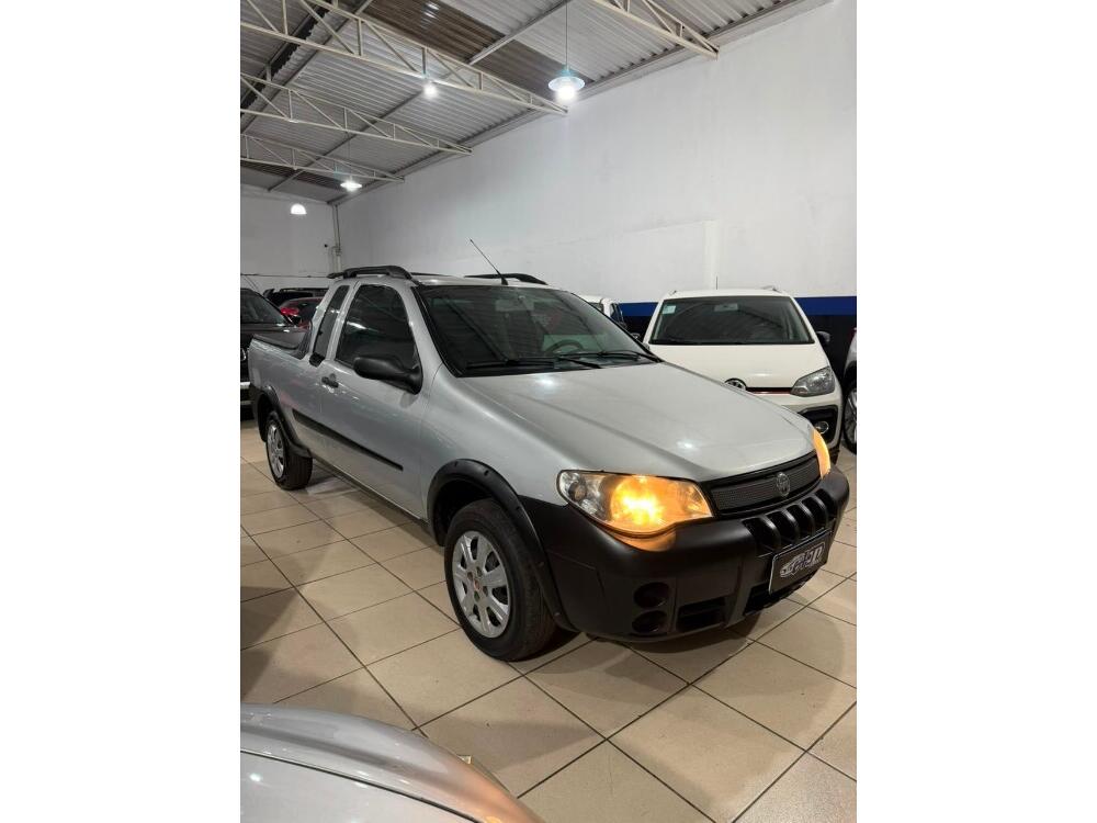Fiat Strada Cab. Est.
