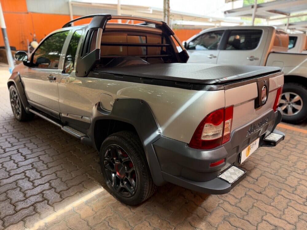 Fiat Strada Cab. Est.