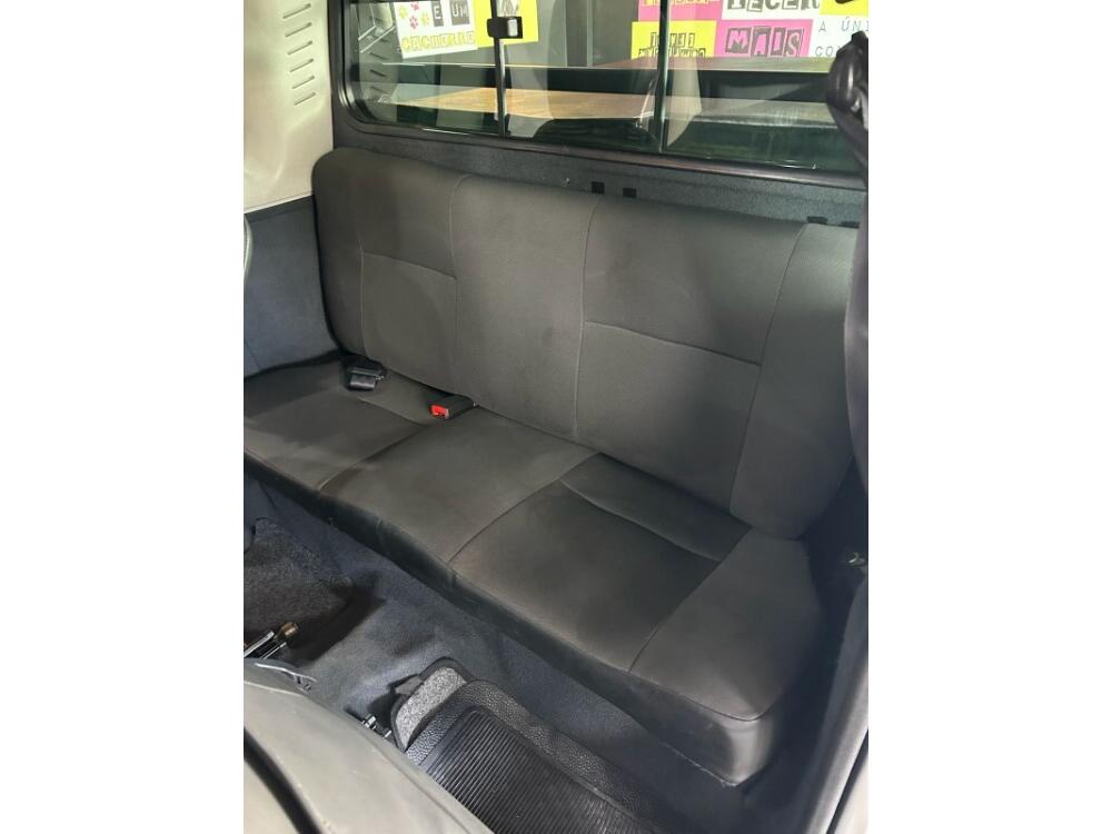Fiat Strada Cab. Est.