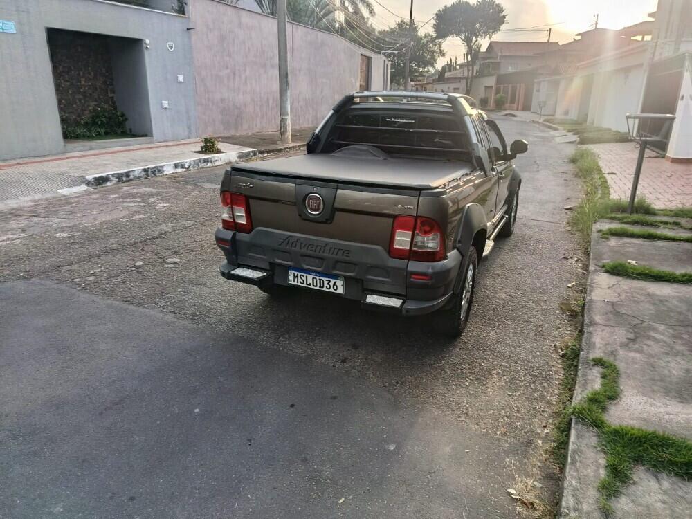 Fiat Strada Cab. Est.