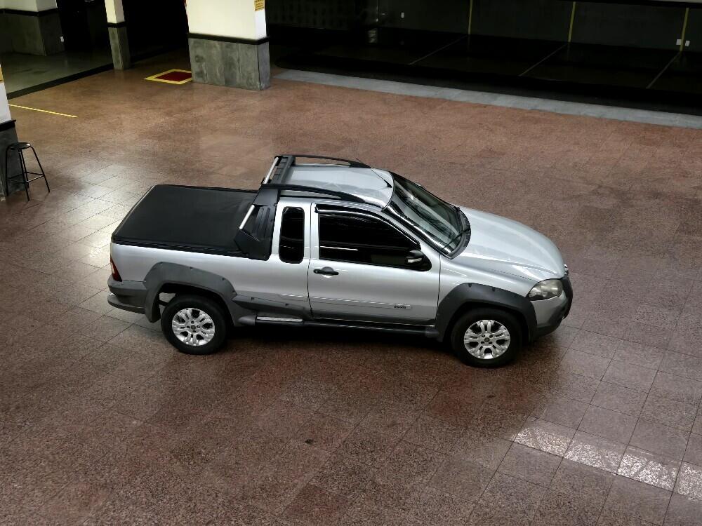 Fiat Strada Cab. Est.