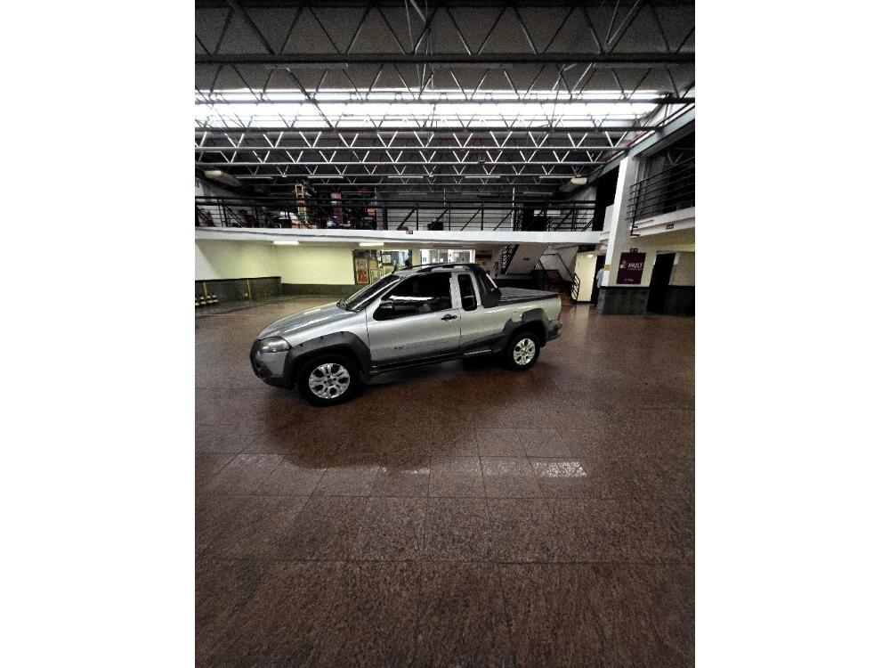Fiat Strada Cab. Est.