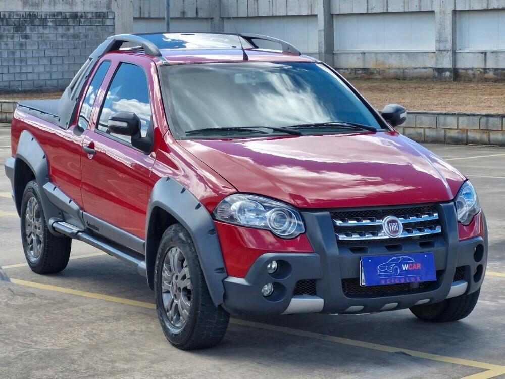 Fiat Strada Cab. Est.
