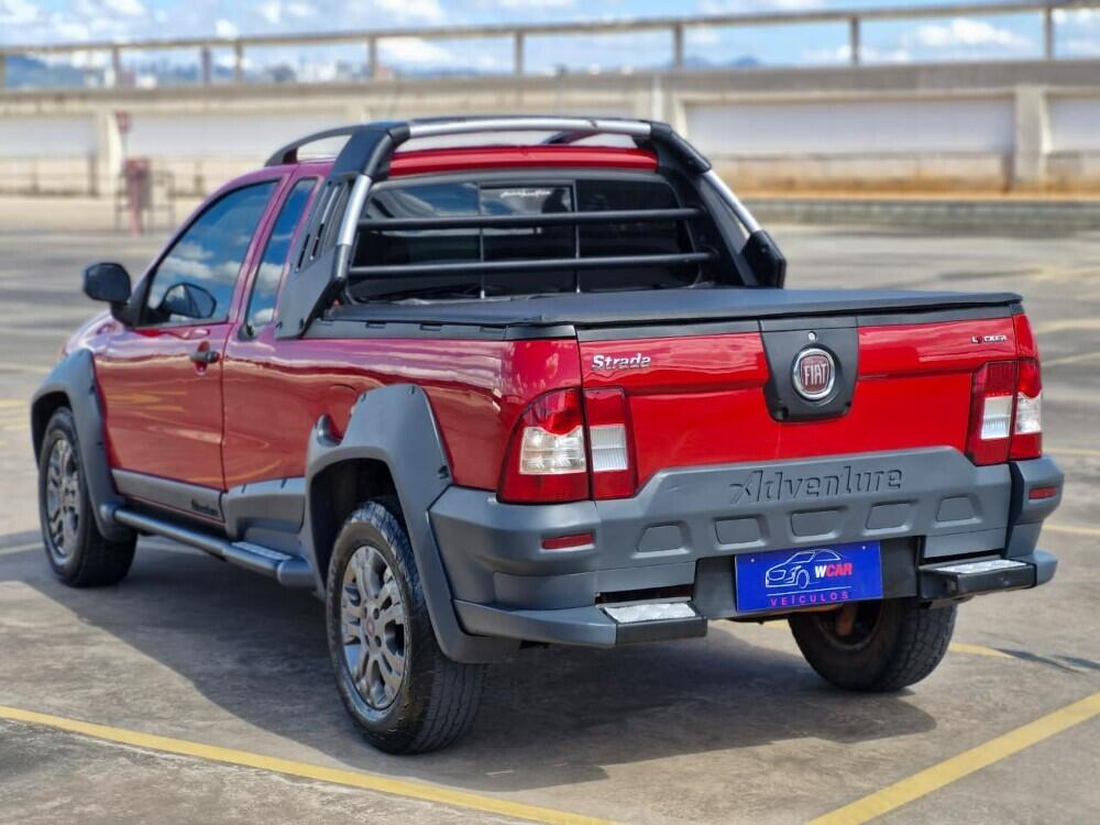 Fiat Strada Cab. Est.