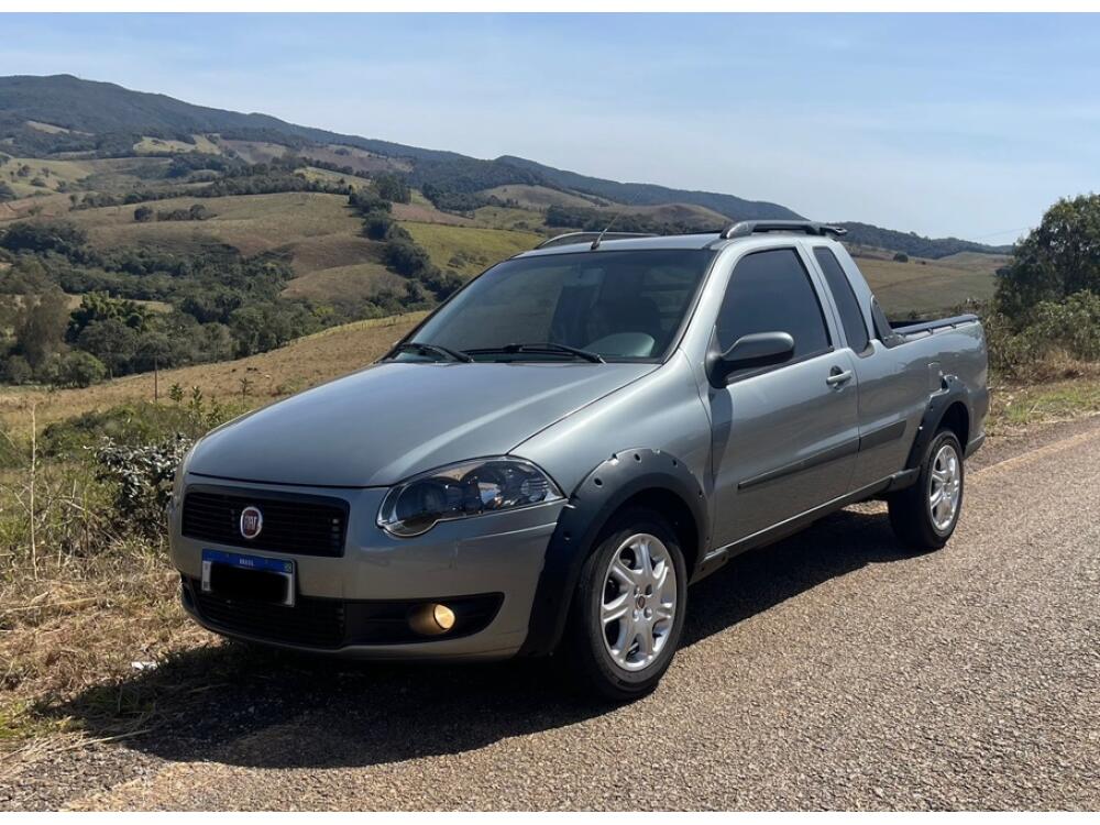 Fiat Strada Cab. Est.