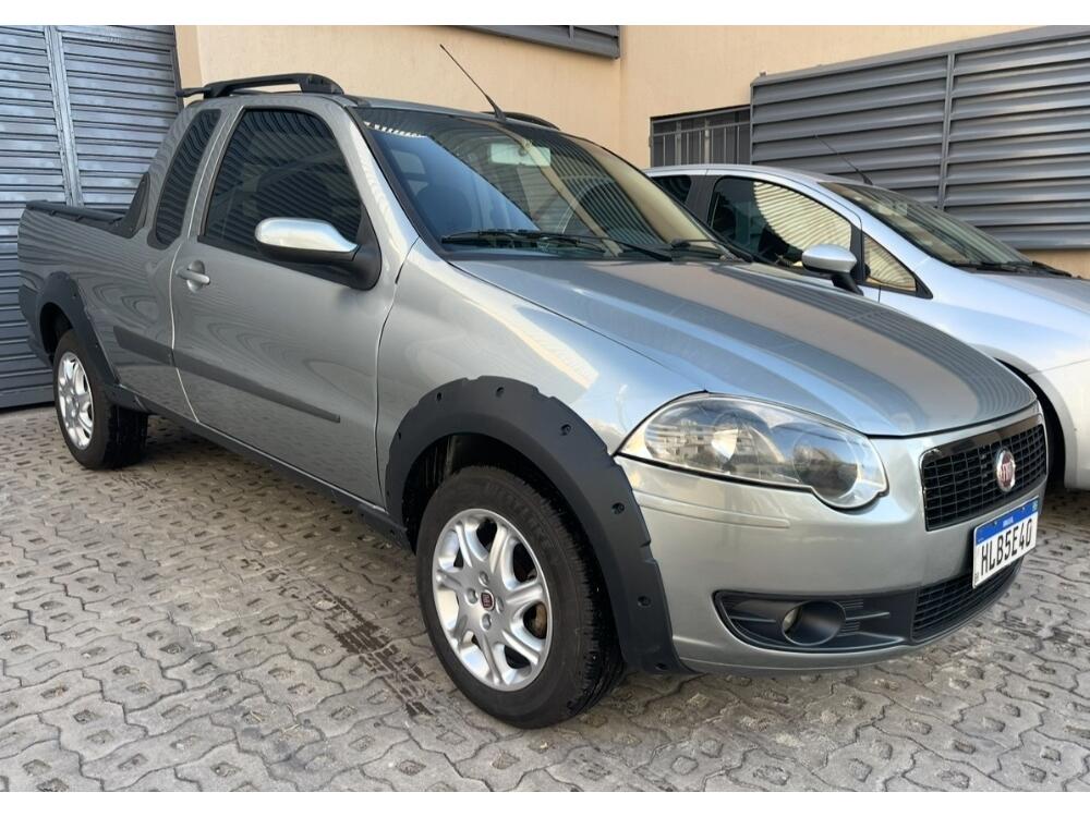 Fiat Strada Cab. Est.