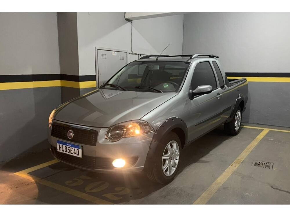 Fiat Strada Cab. Est.