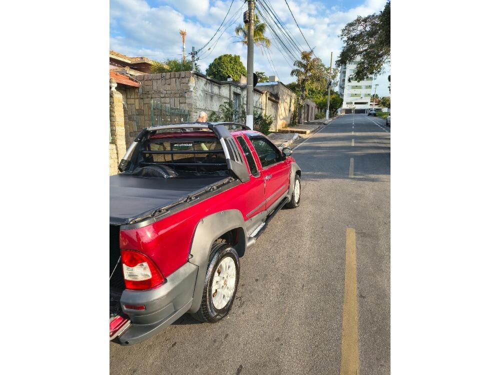 Fiat Strada Cab. Est.