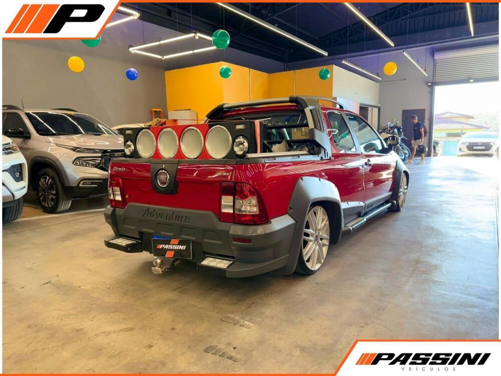 Fiat Strada Cab. Est.