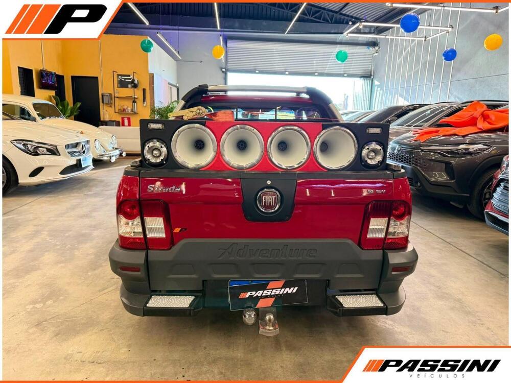 Fiat Strada Cab. Est.