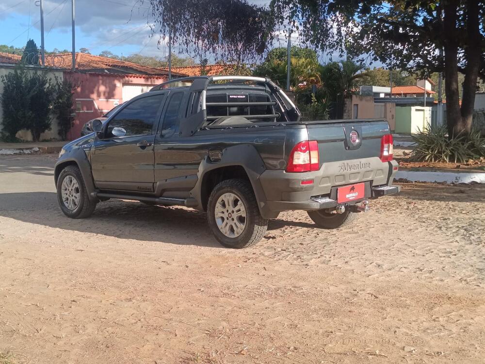 Fiat Strada Cab. Est.