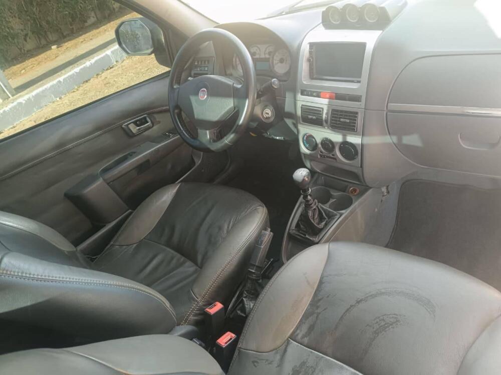 Fiat Strada Cab. Est.
