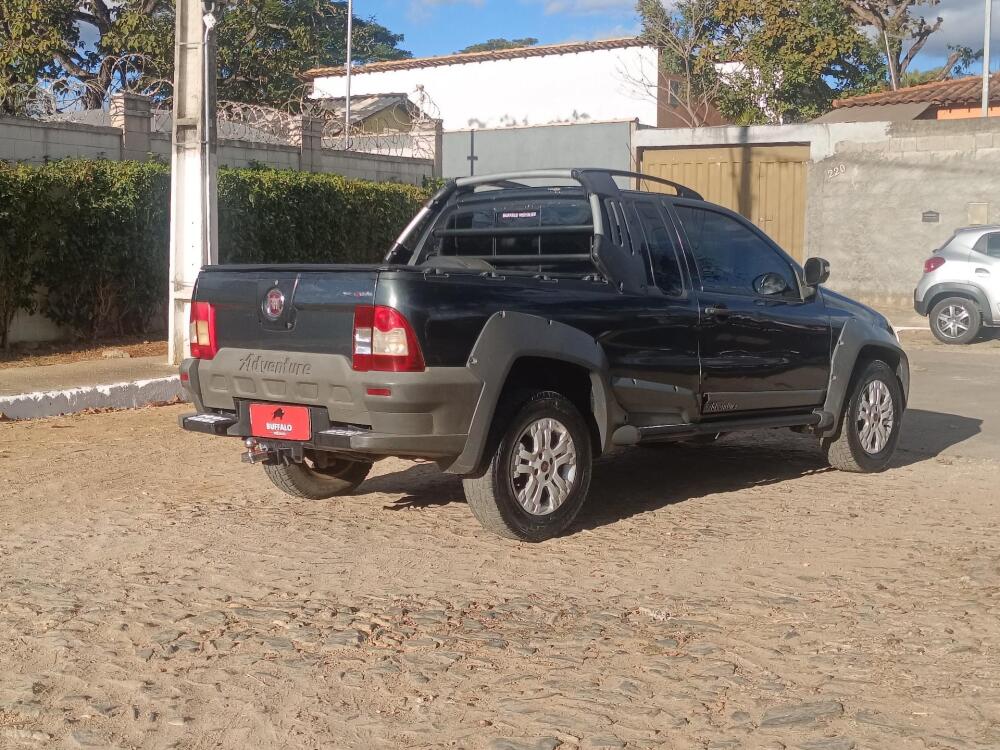 Fiat Strada Cab. Est.