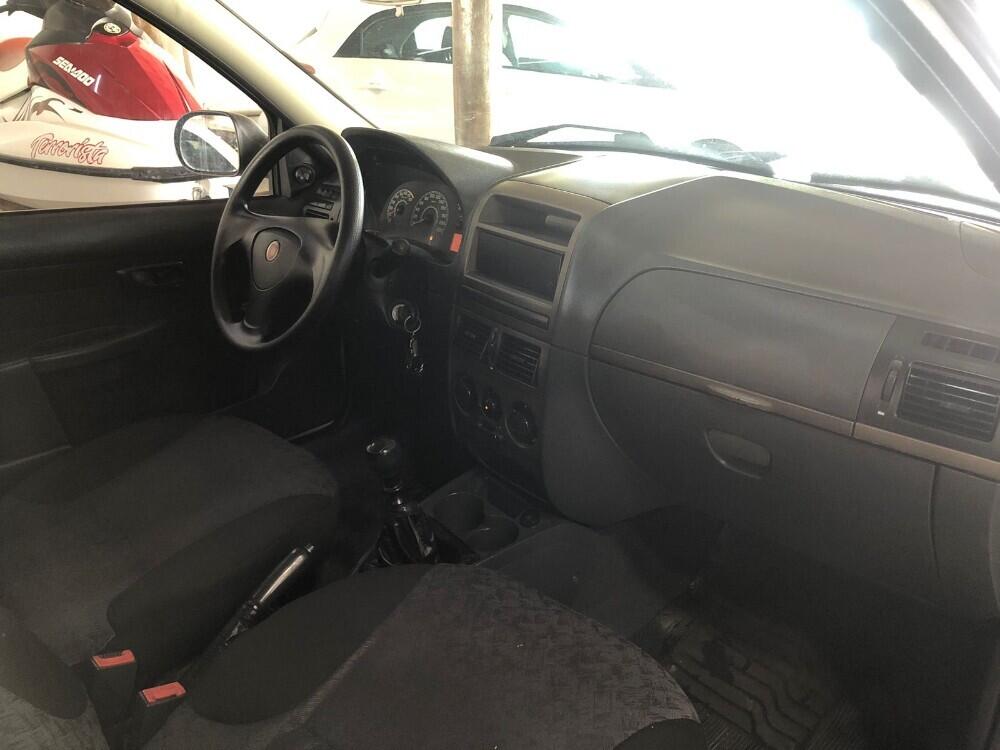 Fiat Strada Cab. Est.