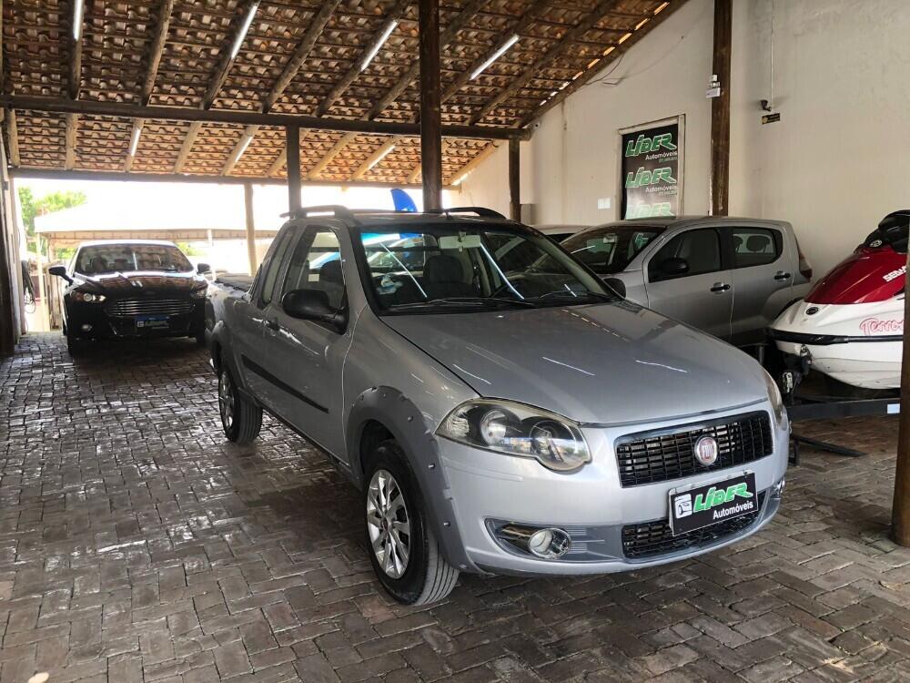 Fiat Strada Cab. Est.