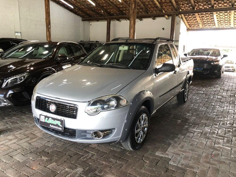 Fiat Strada Cab. Est.
