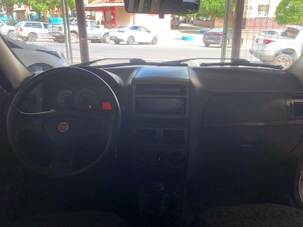 Fiat Strada Cab. Est.