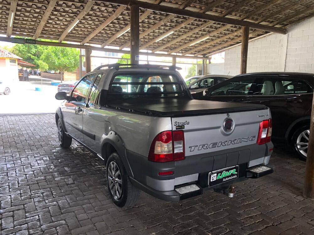 Fiat Strada Cab. Est.
