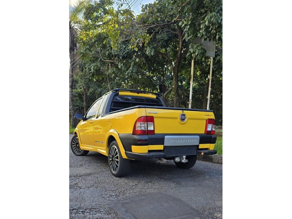 Fiat Strada Cab. Est.