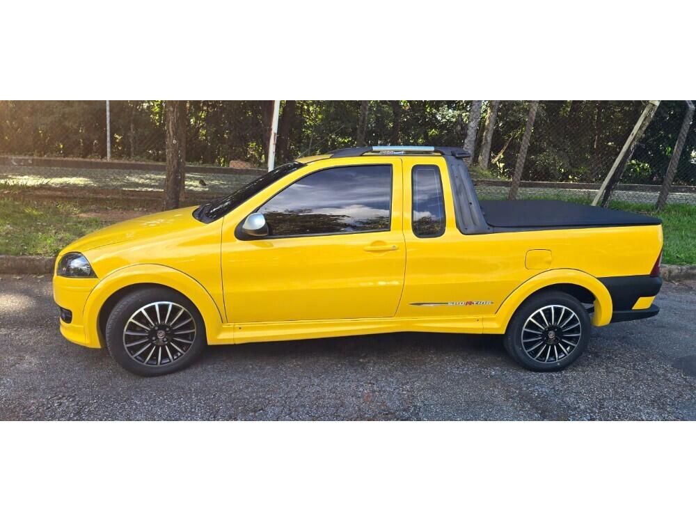 Fiat Strada Cab. Est.