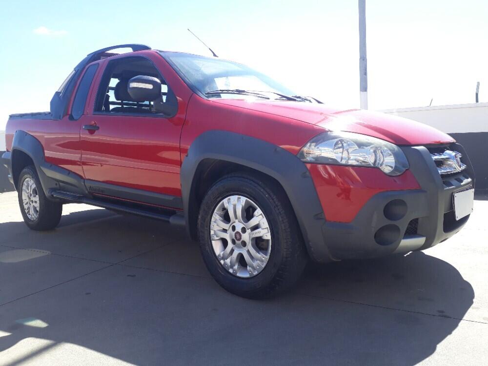 Fiat Strada Cab. Est.