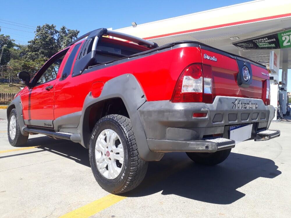 Fiat Strada Cab. Est.