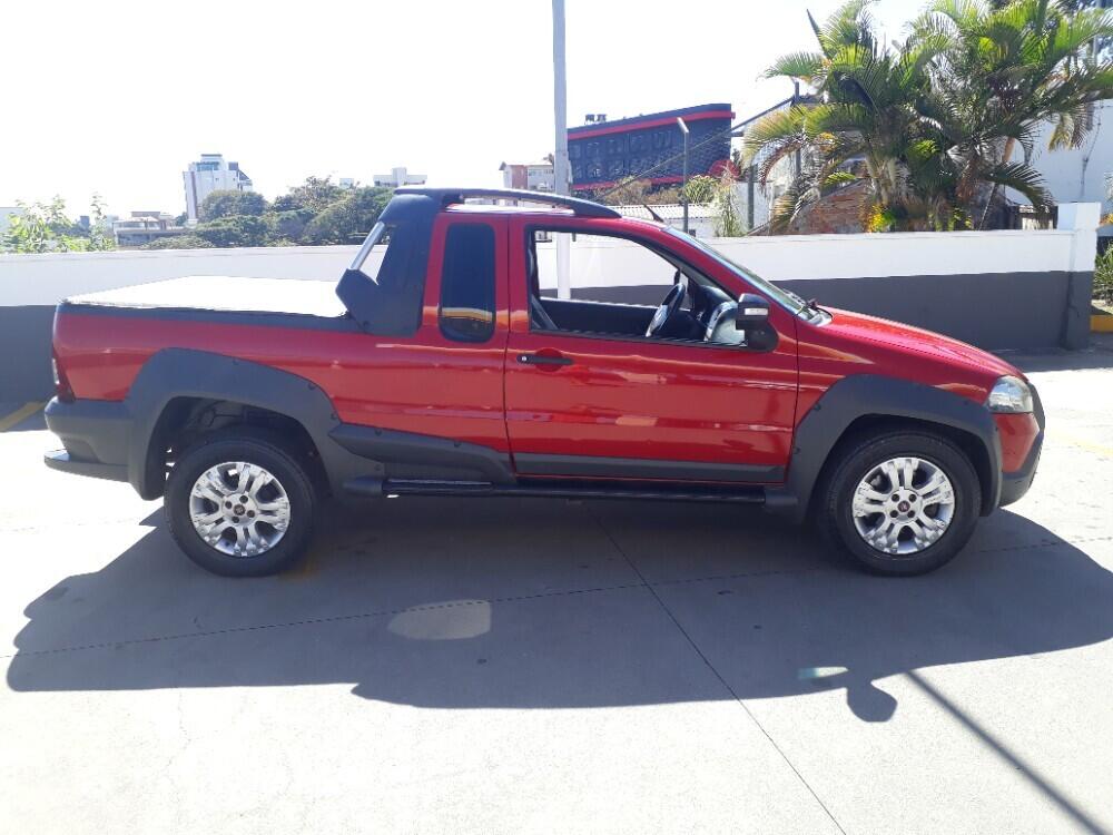 Fiat Strada Cab. Est.