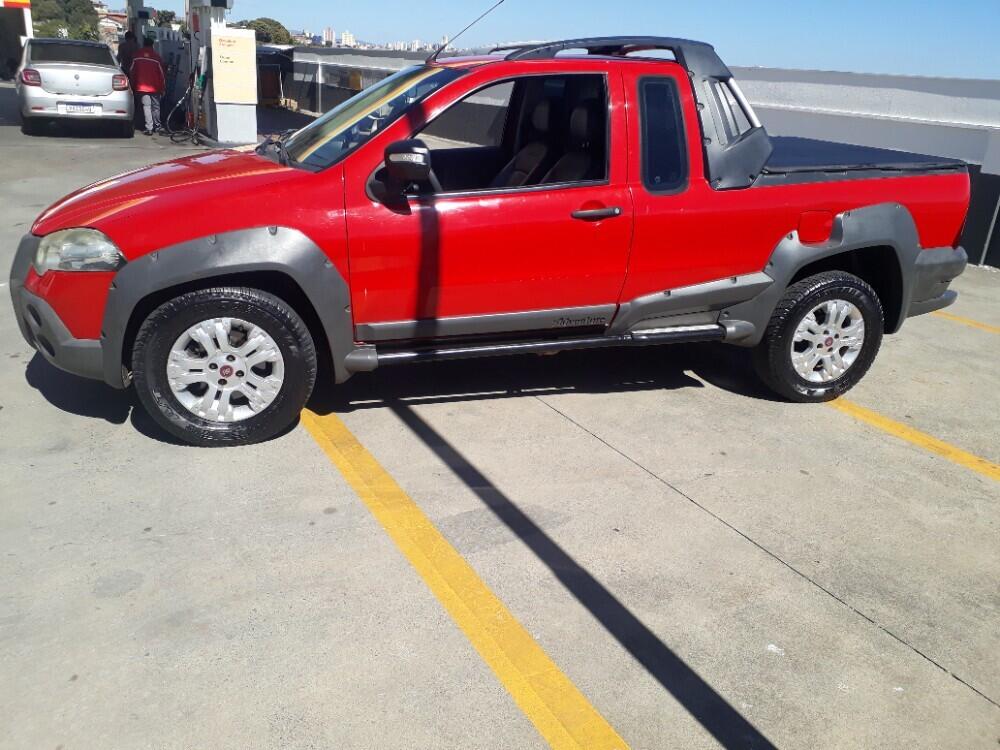 Fiat Strada Cab. Est.