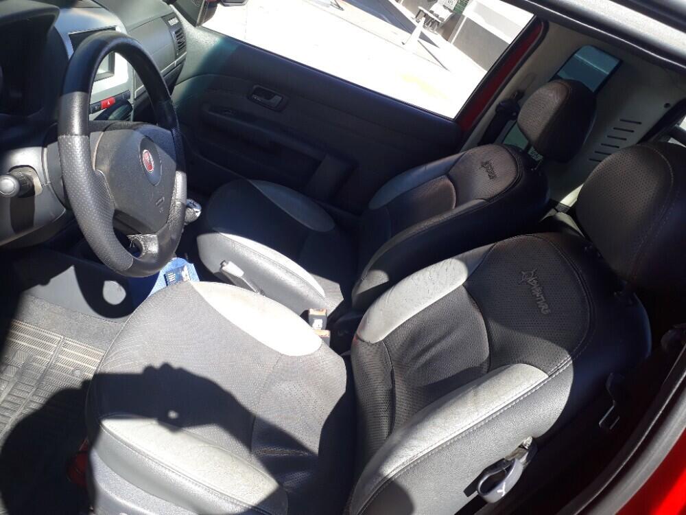 Fiat Strada Cab. Est.