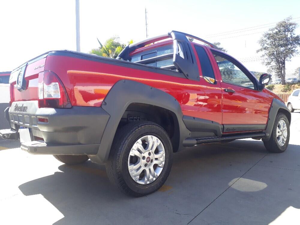 Fiat Strada Cab. Est.