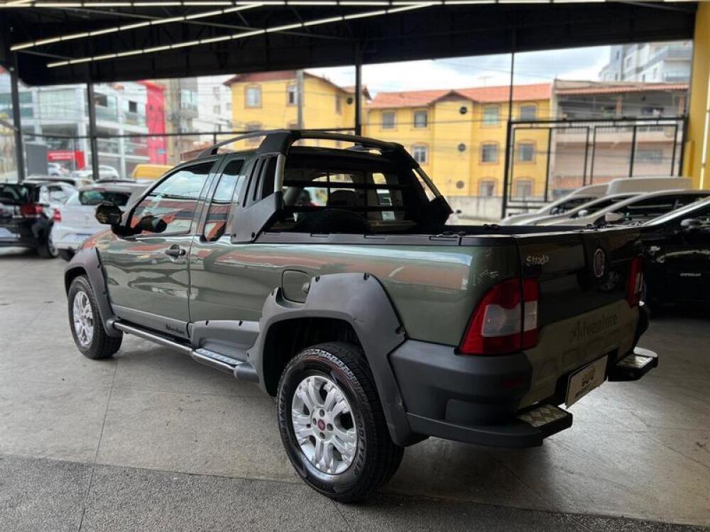 Fiat Strada Cab. Est.