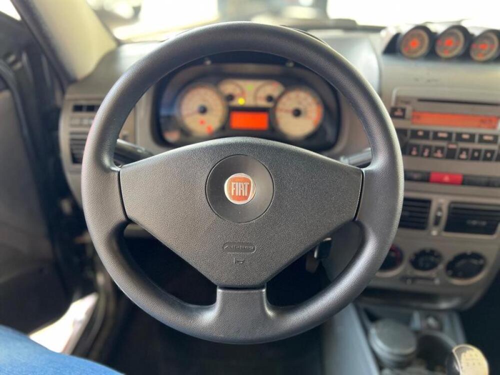 Fiat Strada Cab. Est.