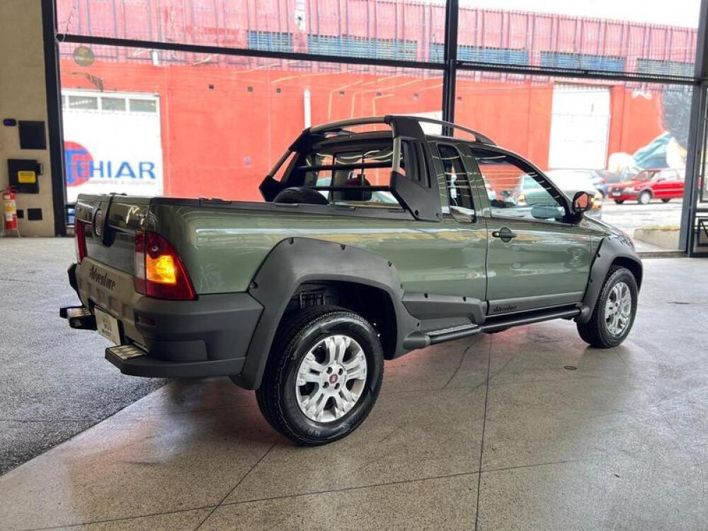 Fiat Strada Cab. Est.