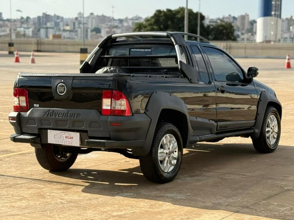 Fiat Strada Cab. Est.